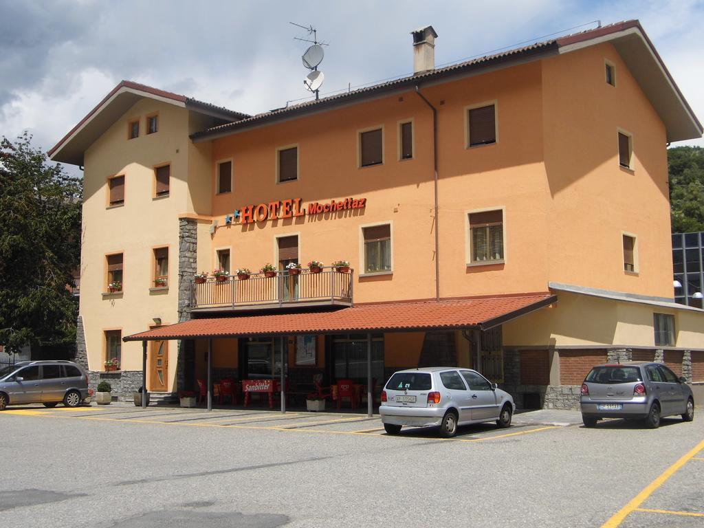 Hotel Mochettaz Aosta Exteriör bild